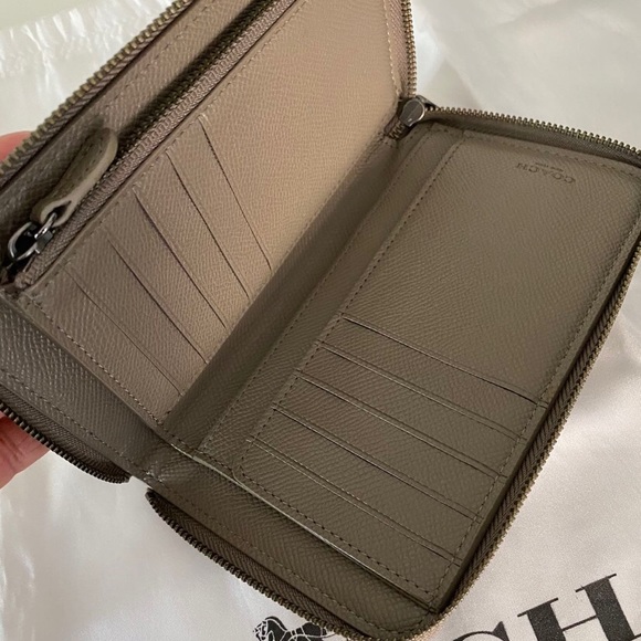 Coach Large Sierra Satchel With wallet - Picture 7 of 9